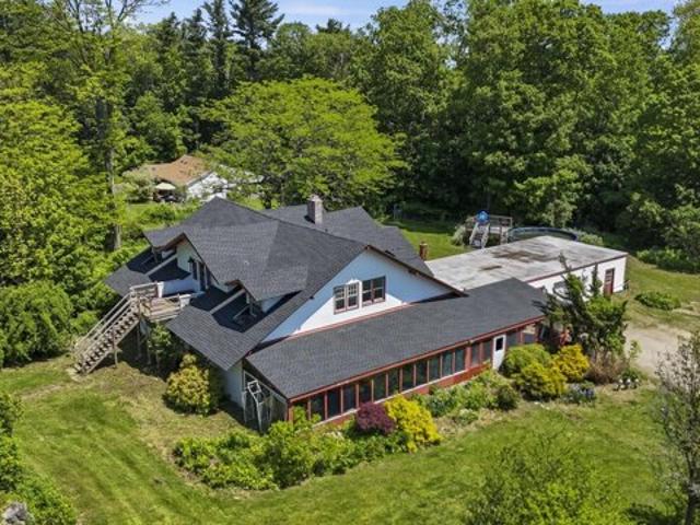 House for sale in Lenox House for sale in Lenox