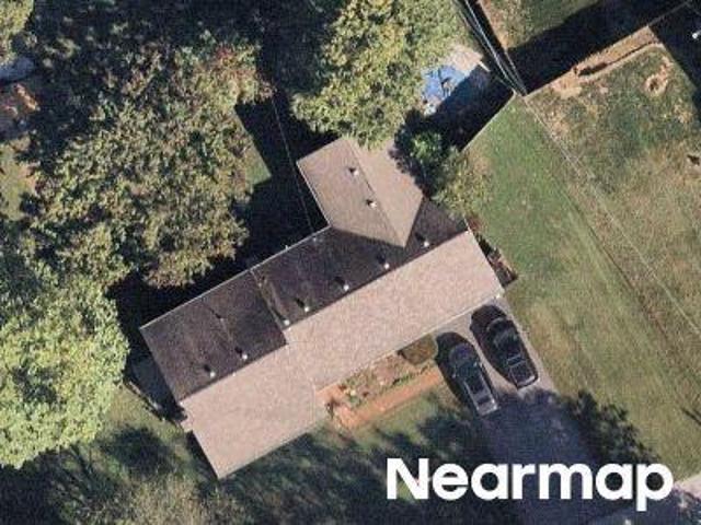 House for sale in Cecilia, Kentucky