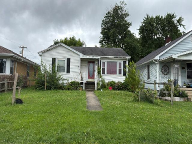 House for sale in Evansville, Indiana