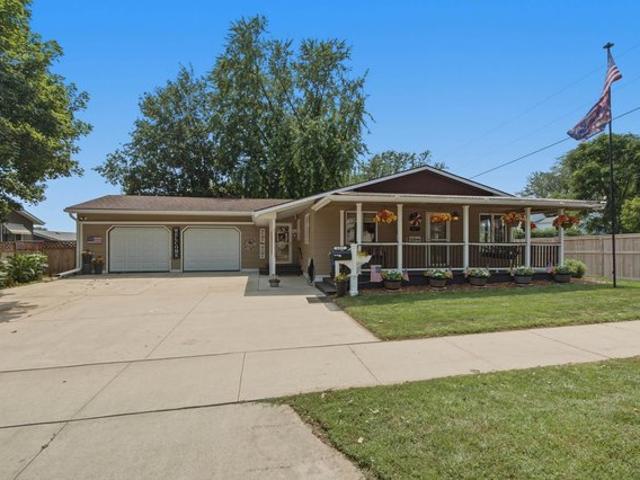 House for sale in Canton, South Dakota