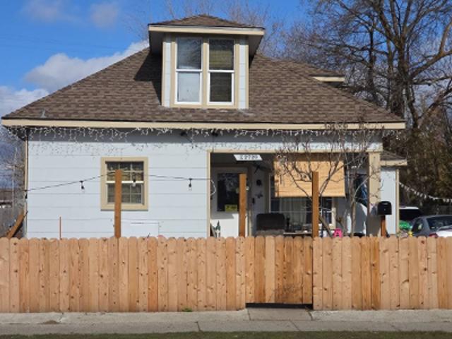 House for sale in Whitman, Spokane