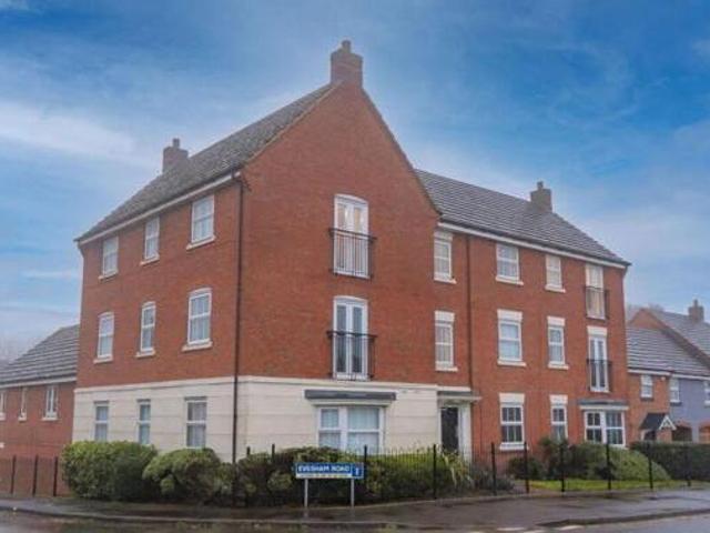 House for sale in Redditch, Worcestershire