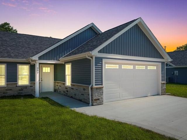 House for sale in Fisher