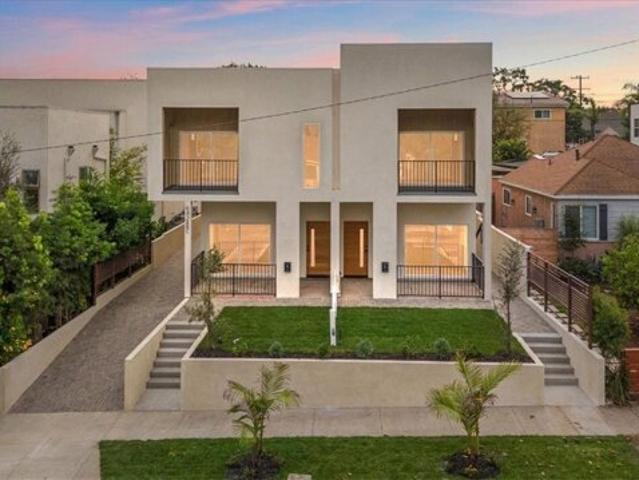 House for sale in Inglewood, California