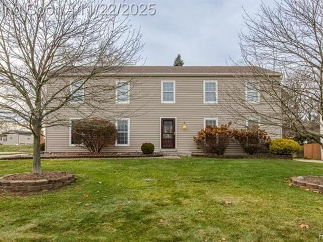 House for sale in Rochester Hills, Michigan