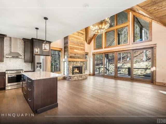 House for sale in Glenville