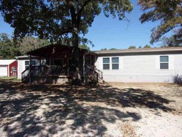 House for sale in Henderson, Texas