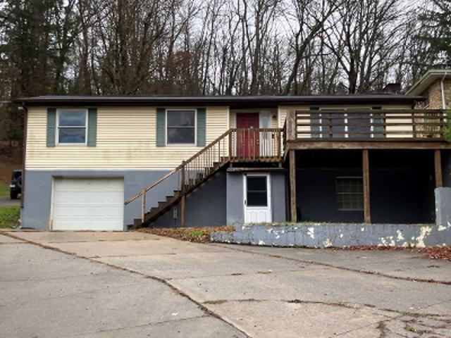House for sale in Fairmont, West Virginia