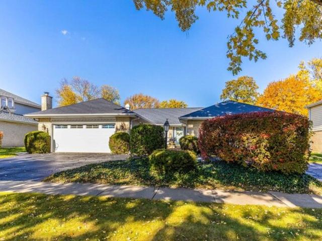 House for sale in Mount Prospect, Illinois