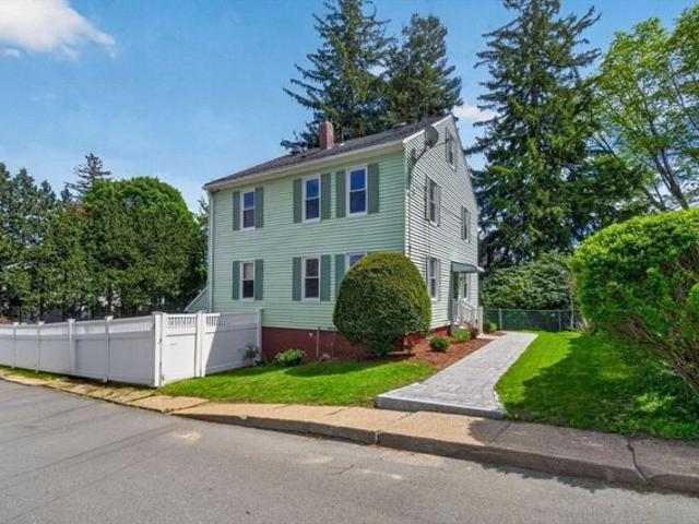 House for sale in Amesbury, Massachusetts