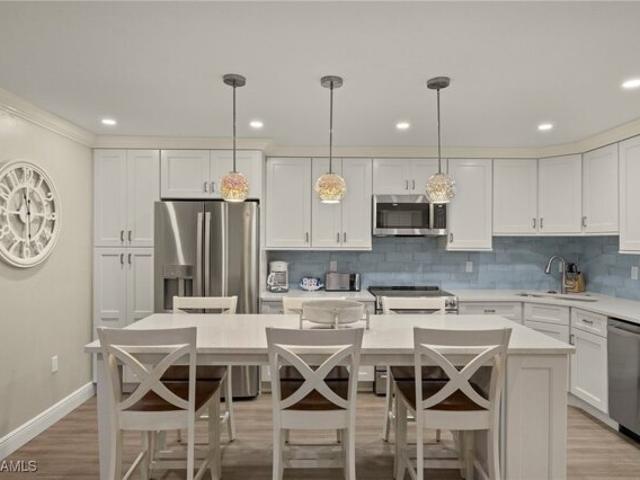 Condo for sale in Sanibel