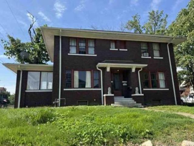 House for sale in Evansville, Indiana