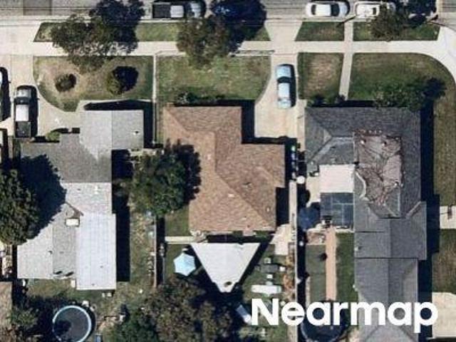 House for sale in Long Beach