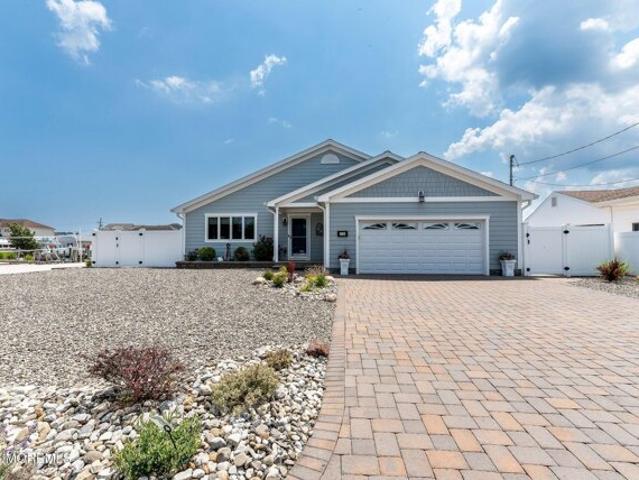 House for sale in Lanoka Harbor, New Jersey