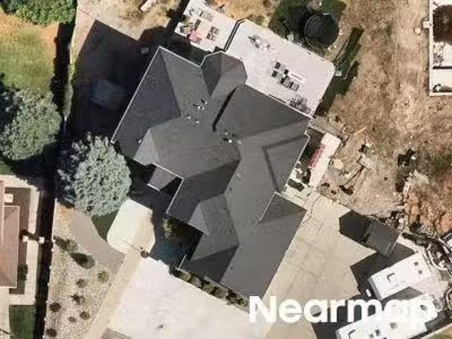 House for sale in Sandy