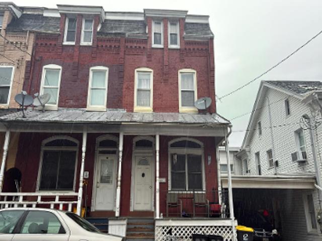 House for sale in Womelsdorf, Berks County