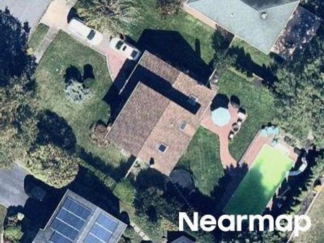 House for sale in Smithtown, New York