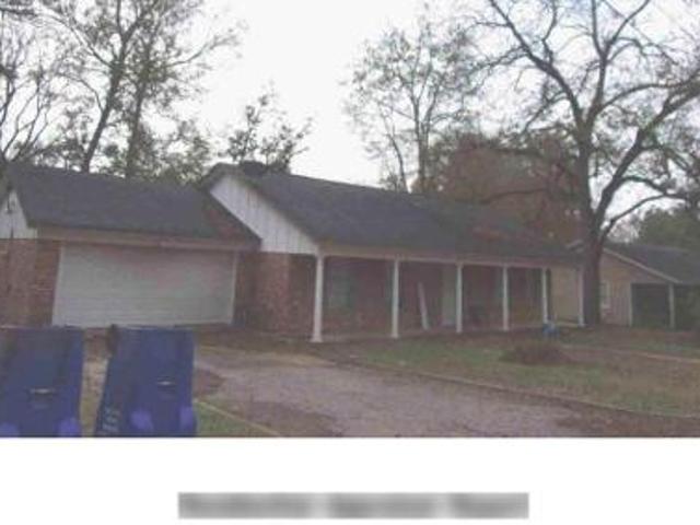House for sale in Crockett, Texas
