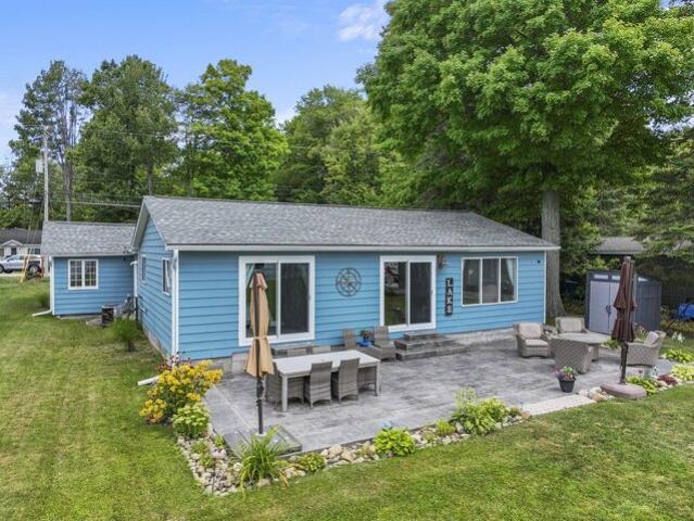 House for sale in Houghton Lake, Michigan