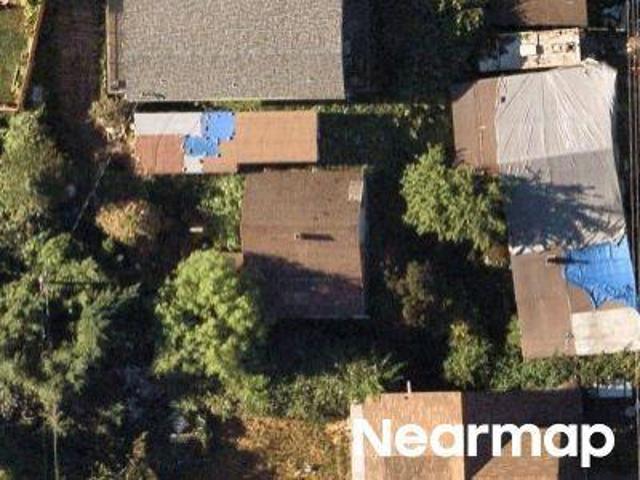 House for sale in Coos Bay