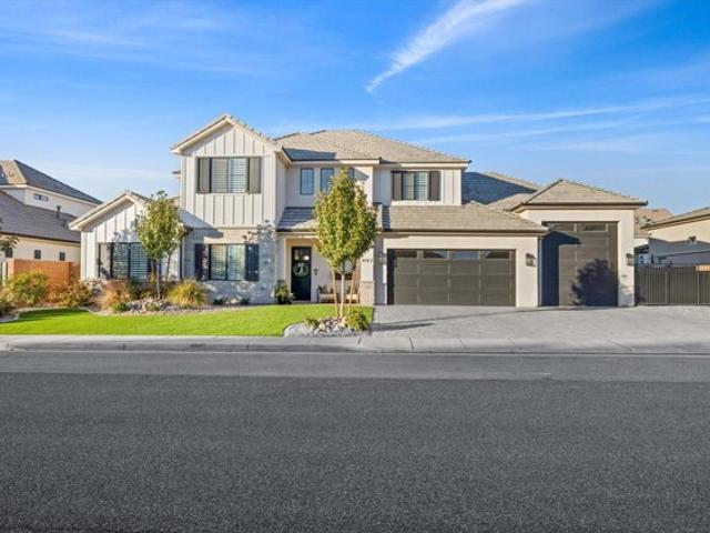 House for sale in Washington, Utah
