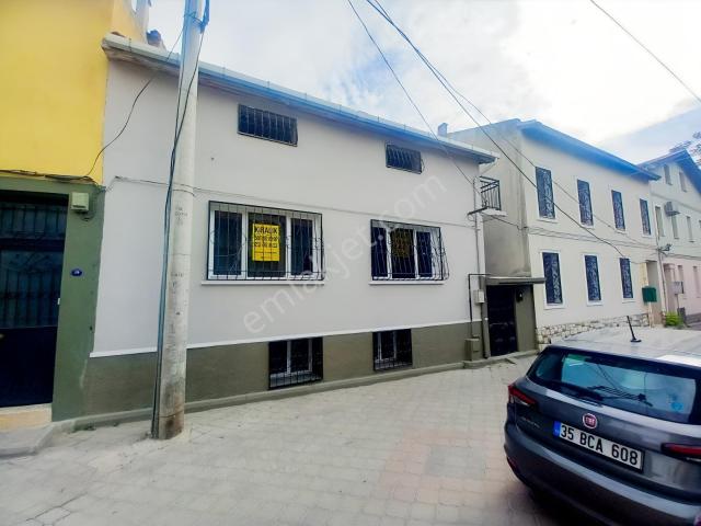 Vali Rahmi Bey Mahallesi, Buca içerisinde kiralık Bina