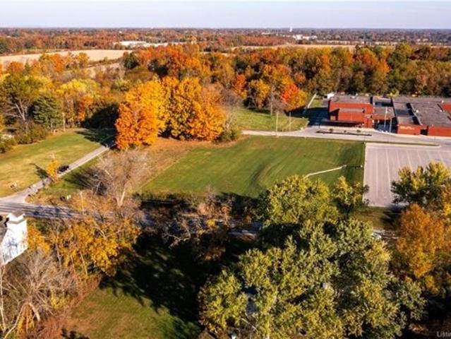 Land for sale in Scottsburg