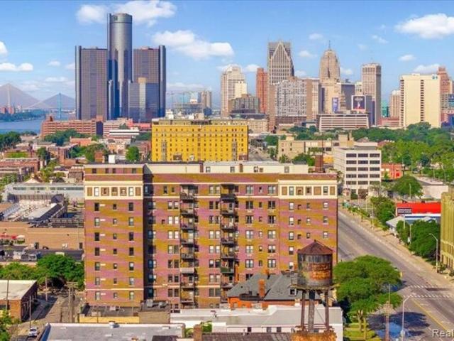 Condo for sale in Detroit