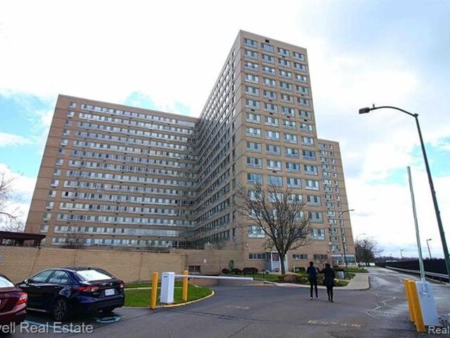 Condo for sale in Detroit