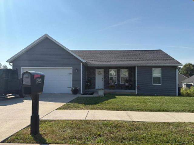 House for sale in Ellettsville, Indiana