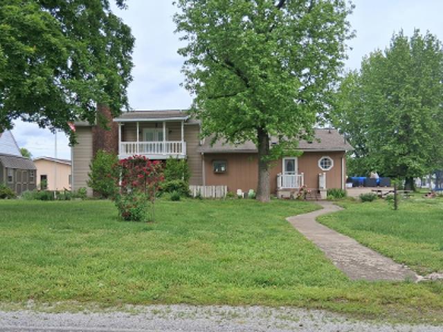 House for sale in Perry, Illinois