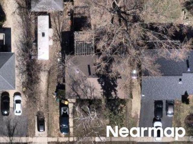 House for sale in Woodstock, McHenry County