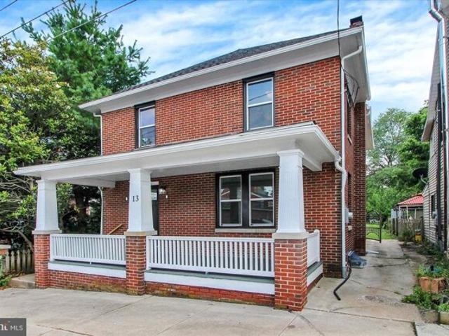 House for sale in Abbottstown