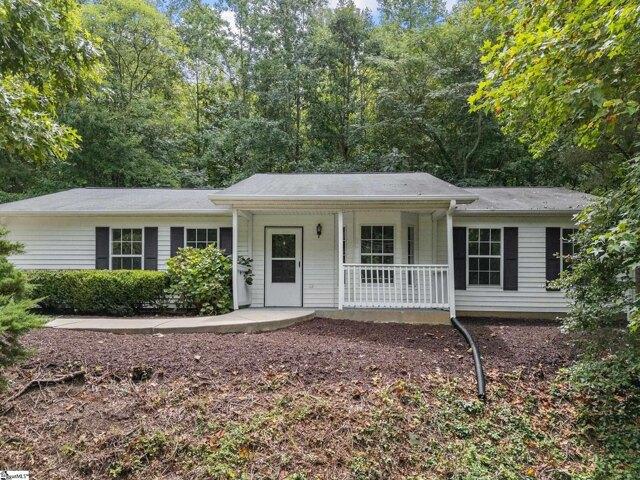 House for sale in Landrum