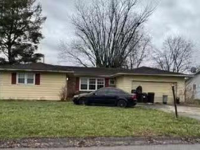 House for sale in Scottsburg
