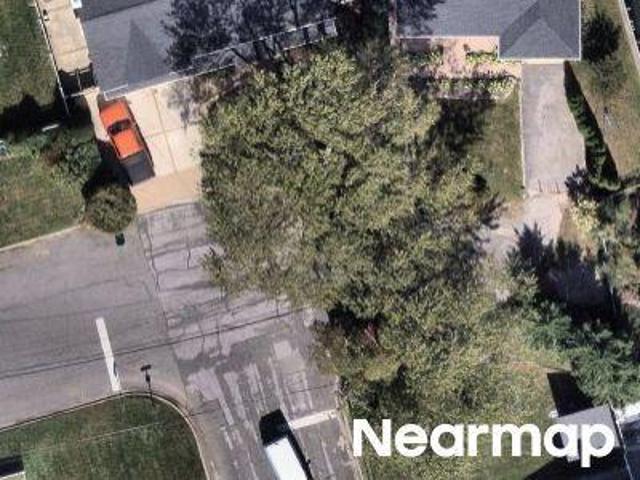 House for sale in Copiague, Town of Babylon