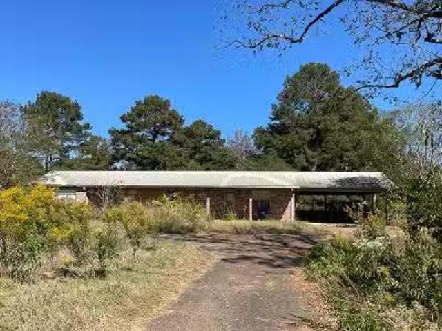 House for sale in Brookhaven