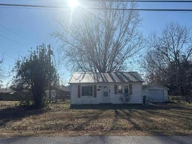 House for sale in Bolivar, Missouri