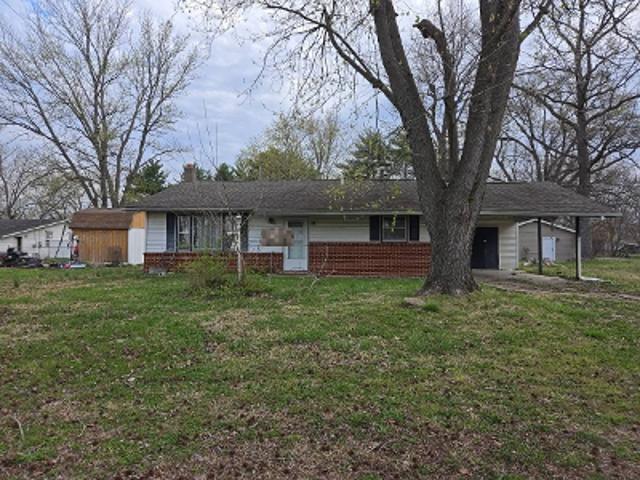 House for sale in De Soto, Illinois