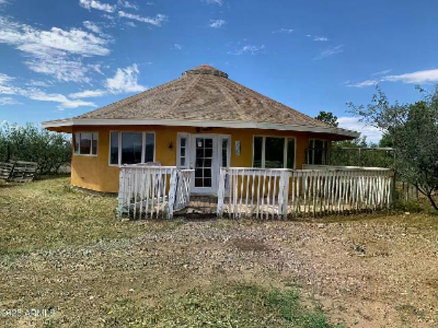 House for sale in Cochise, Arizona