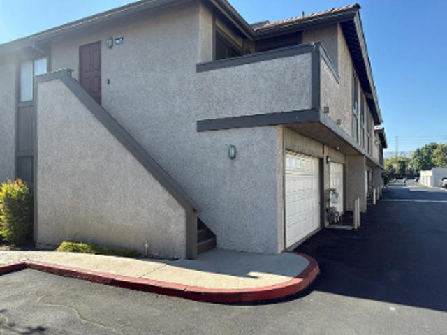 Condo for sale in Moorpark, California