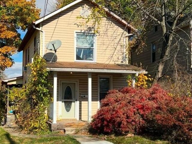 House for sale in New Castle, Pennsylvania