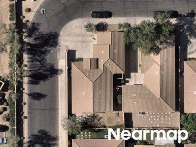 Property for sale in Madeline Court, Chandler