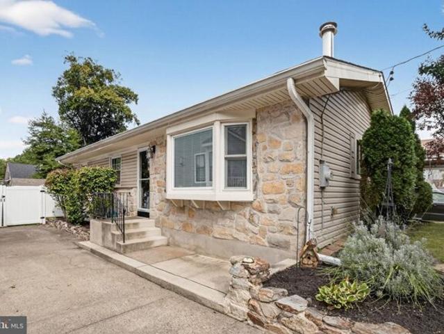 House for sale in Collingswood, New Jersey