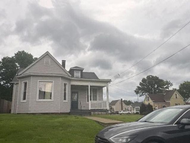 House for sale in Belleville, Illinois