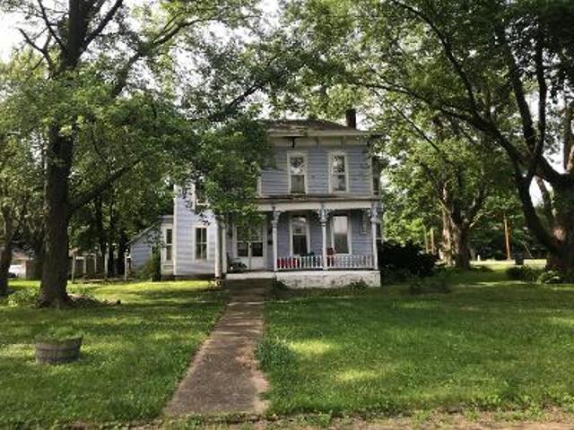 House for sale in Douglas, Illinois