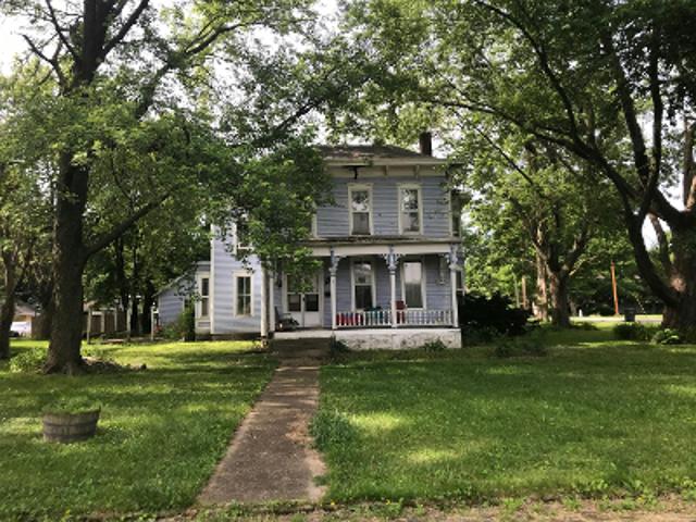 House for sale in Arcola, Douglas County