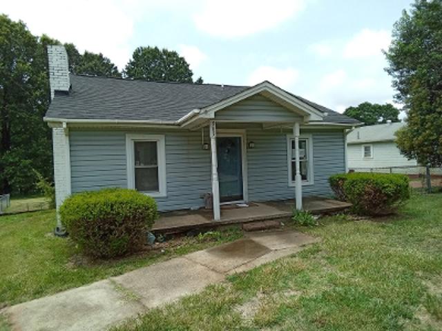 House for sale in Dallas, North Carolina
