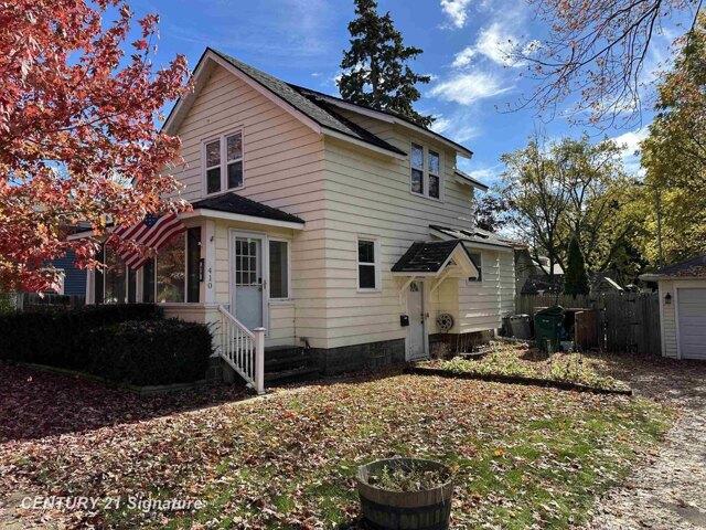House for sale in Flushing, Michigan