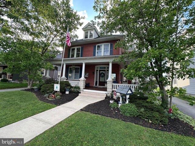 House for sale in New Holland House for sale in New Holland